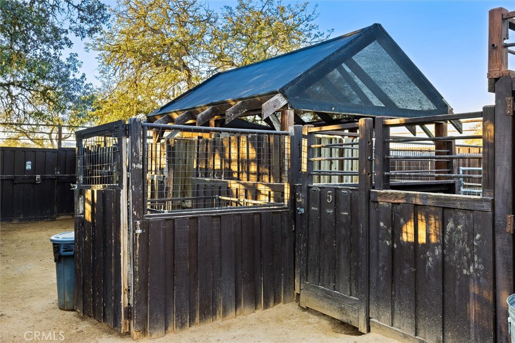 6970 Benton, Paso Robles, CA 93446