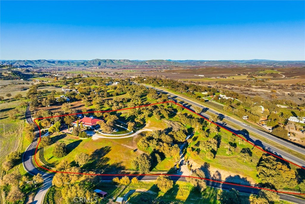 6970 Benton, Paso Robles, CA 93446