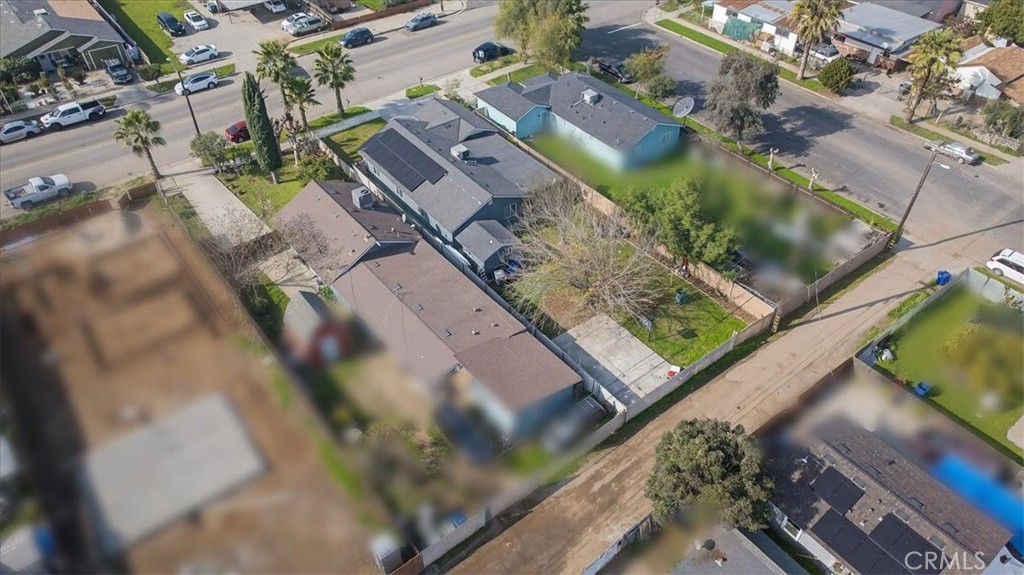 705 S C, Madera, CA 93638