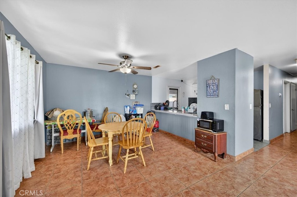 705 S C, Madera, CA 93638