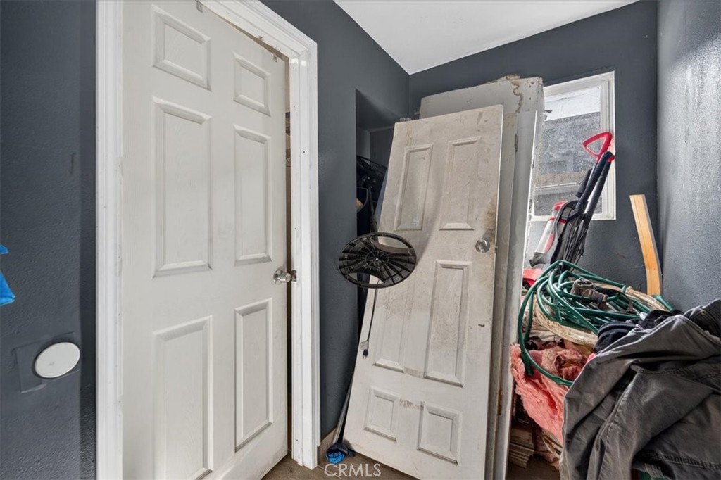 705 S C, Madera, CA 93638