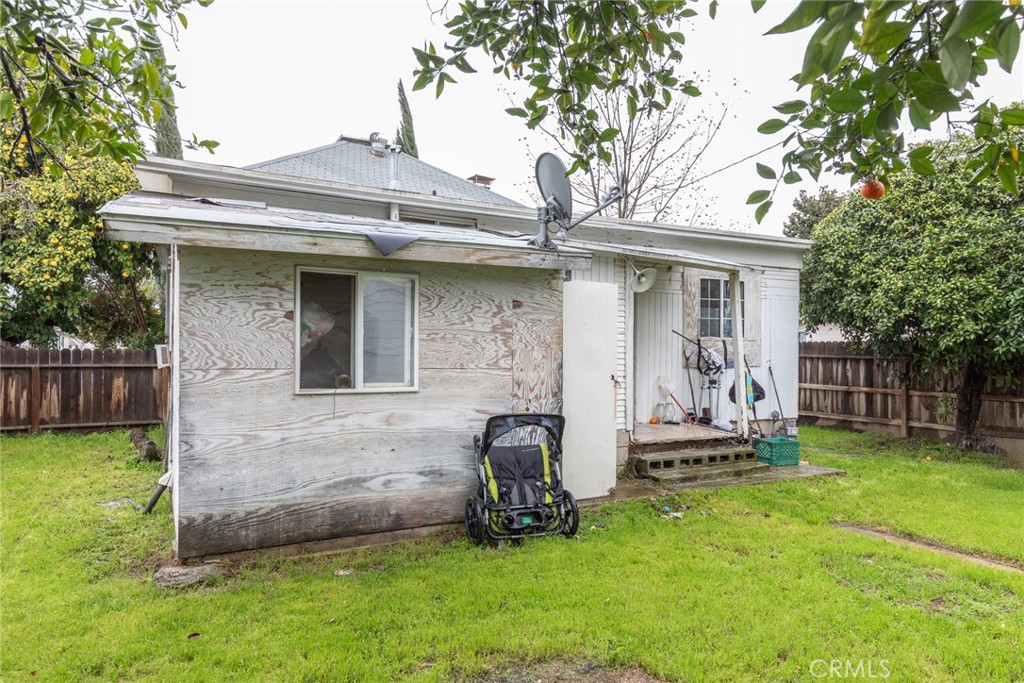 1031 K, Reedley, CA 93654