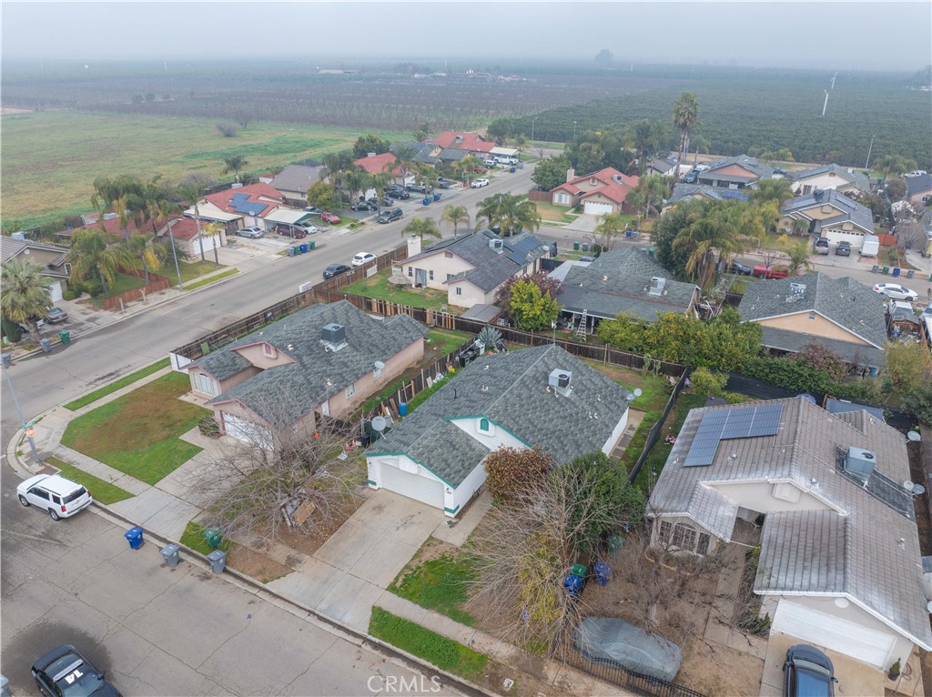 1674 Casuga Ct, Orange Cove, CA 93646