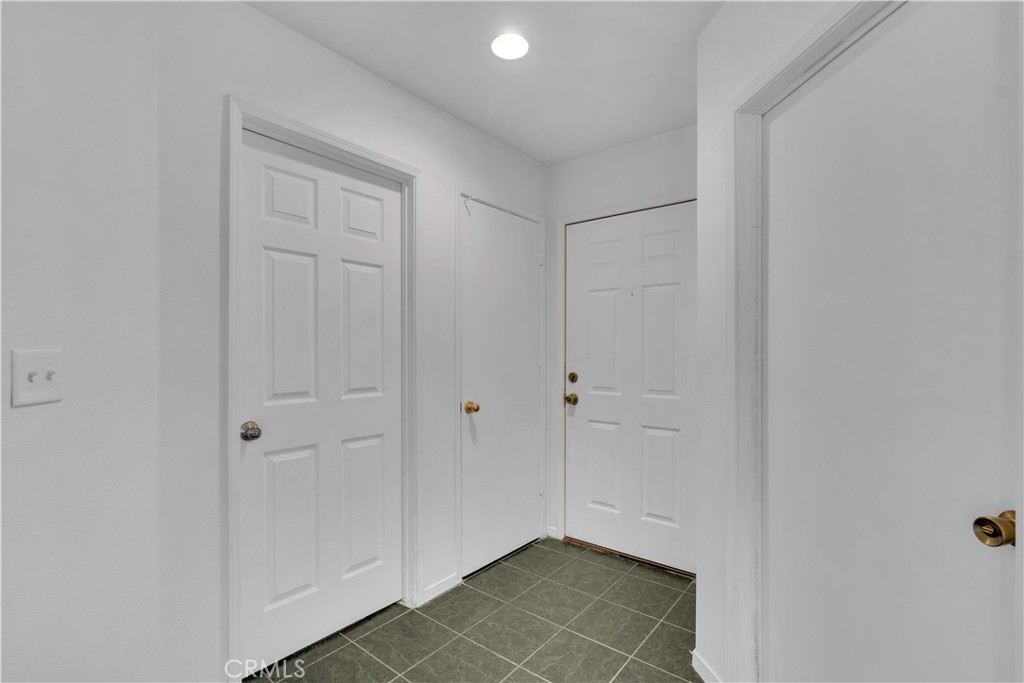 1674 Casuga Ct, Orange Cove, CA 93646