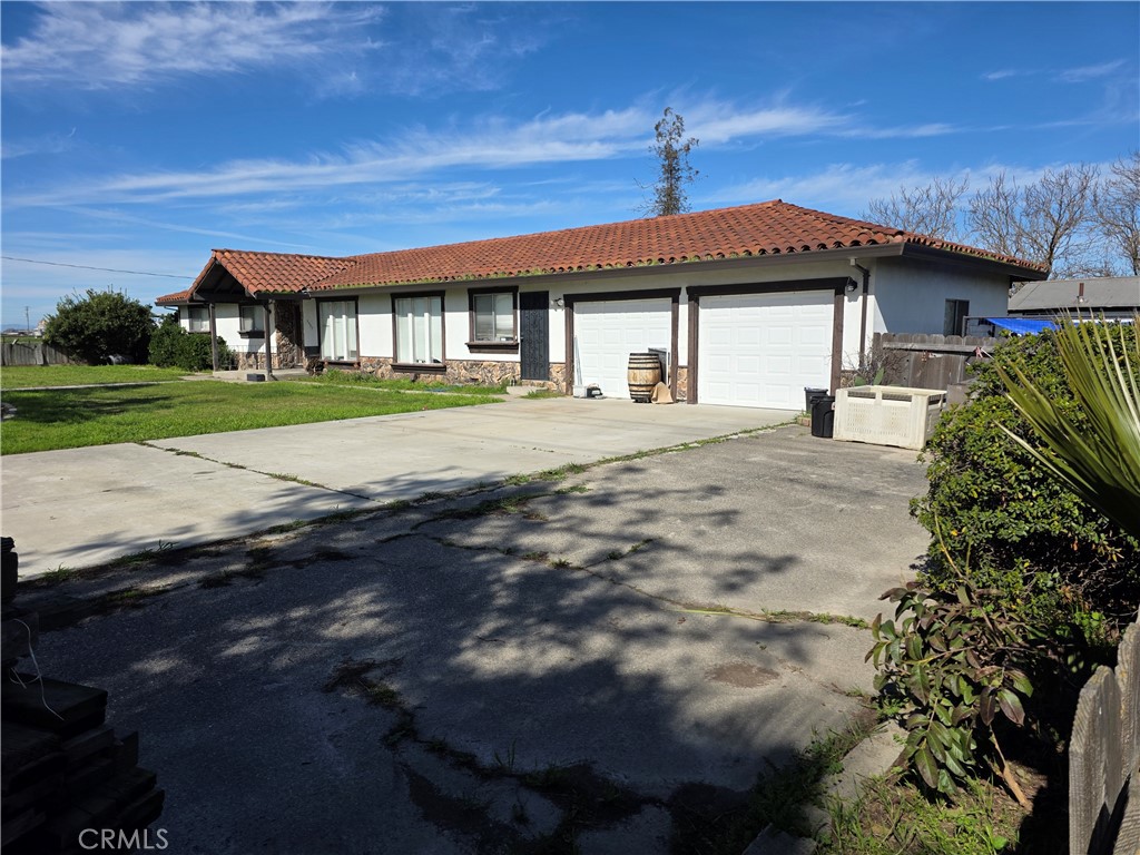 3925 W Linwood, Turlock, CA 95380