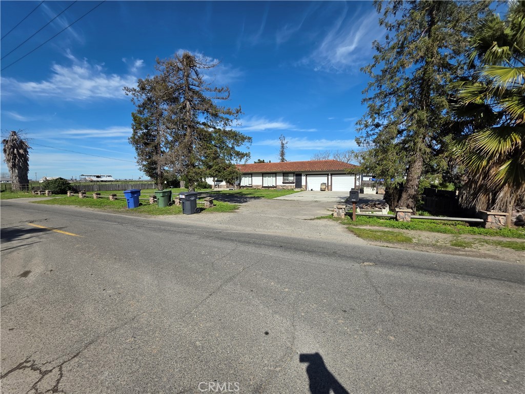 3925 W Linwood, Turlock, CA 95380