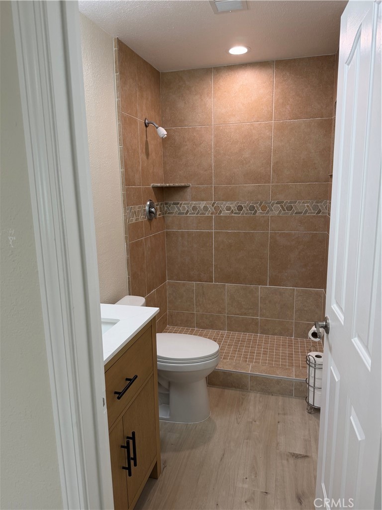 1056 E Alexander, Merced, CA 95340