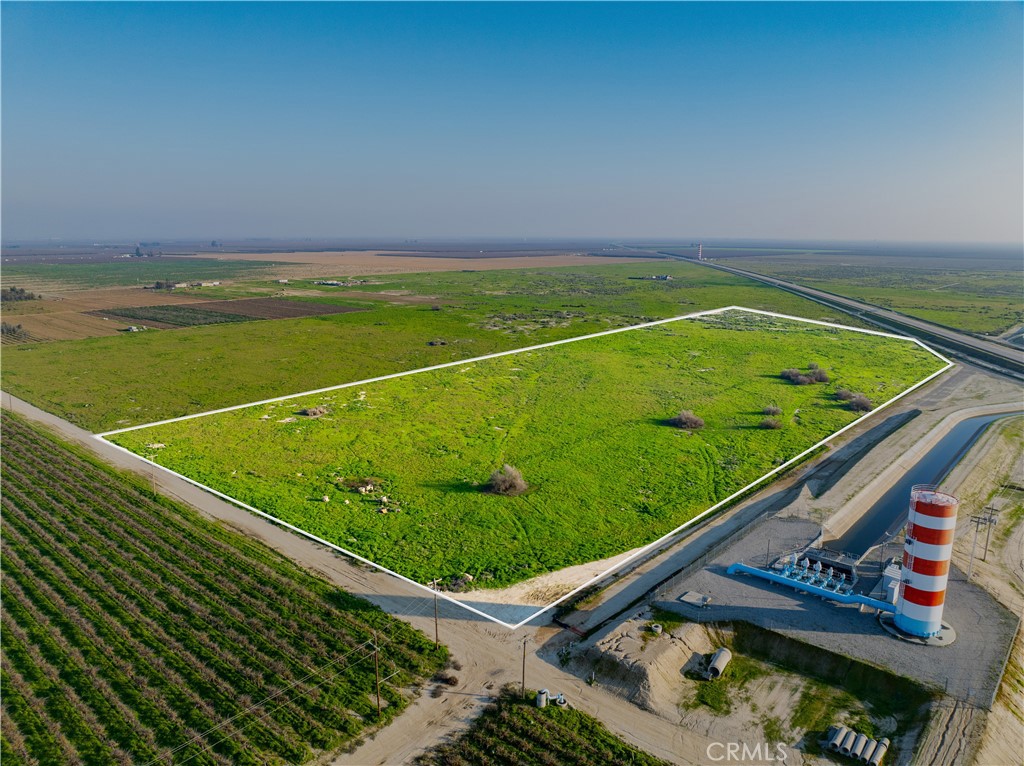 220 -45 Woollomes Ave, Wasco, CA 93280