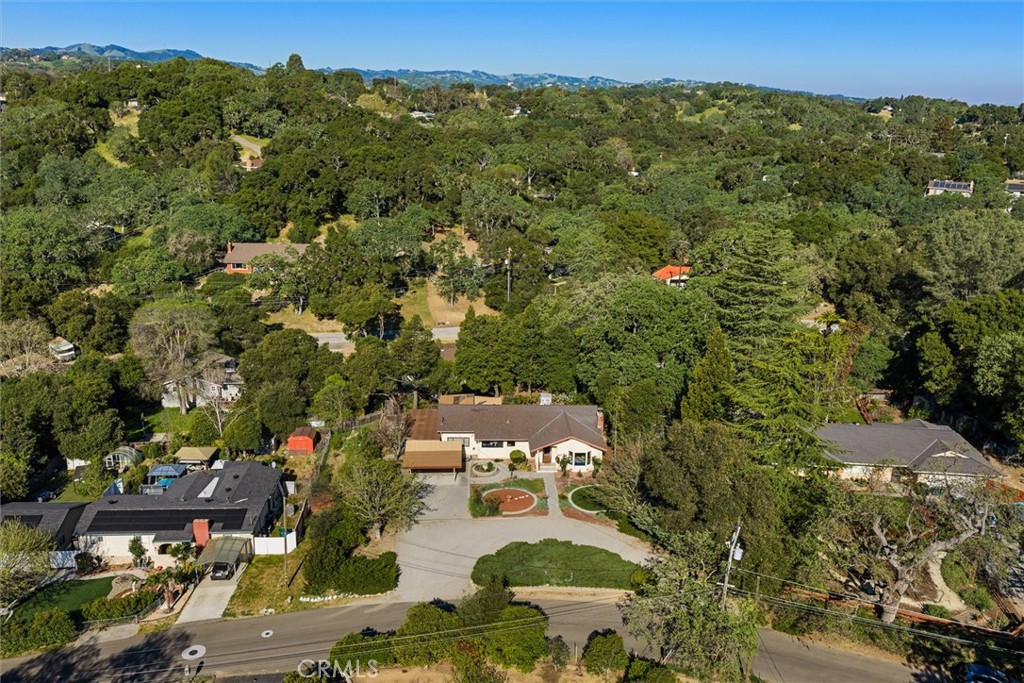 7650 Carmelita Ave, Atascadero, CA 93422