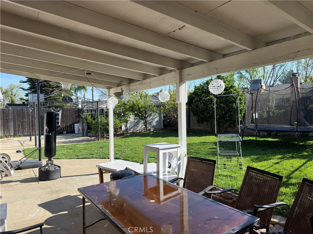 4100 Ahwahnee Ct, Modesto, CA 95356