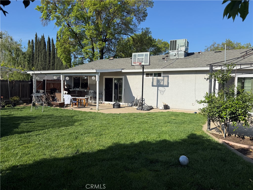 4100 Ahwahnee Ct, Modesto, CA 95356