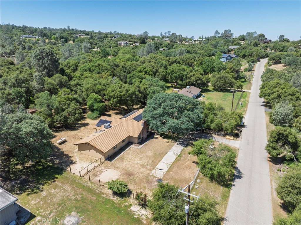 47440 Hopi Ave, Coarsegold, CA 93614