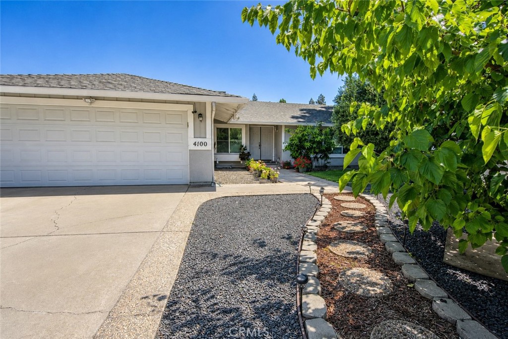 4100 Ahwahnee Ct, Modesto, CA 95356