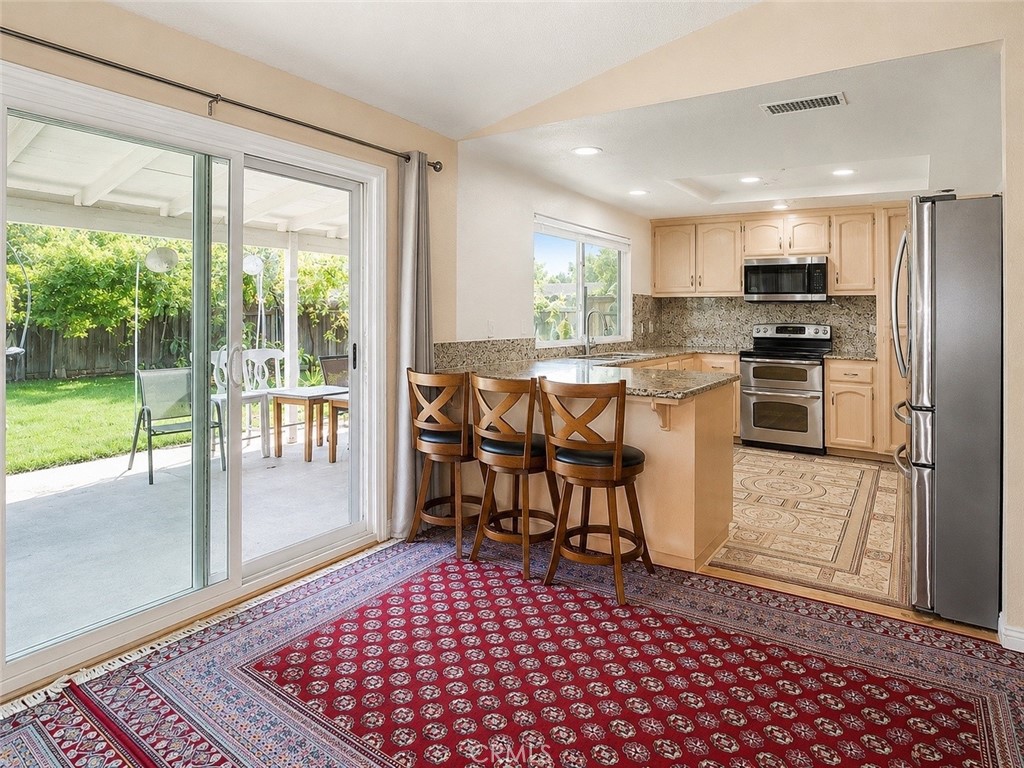 4100 Ahwahnee Ct, Modesto, CA 95356