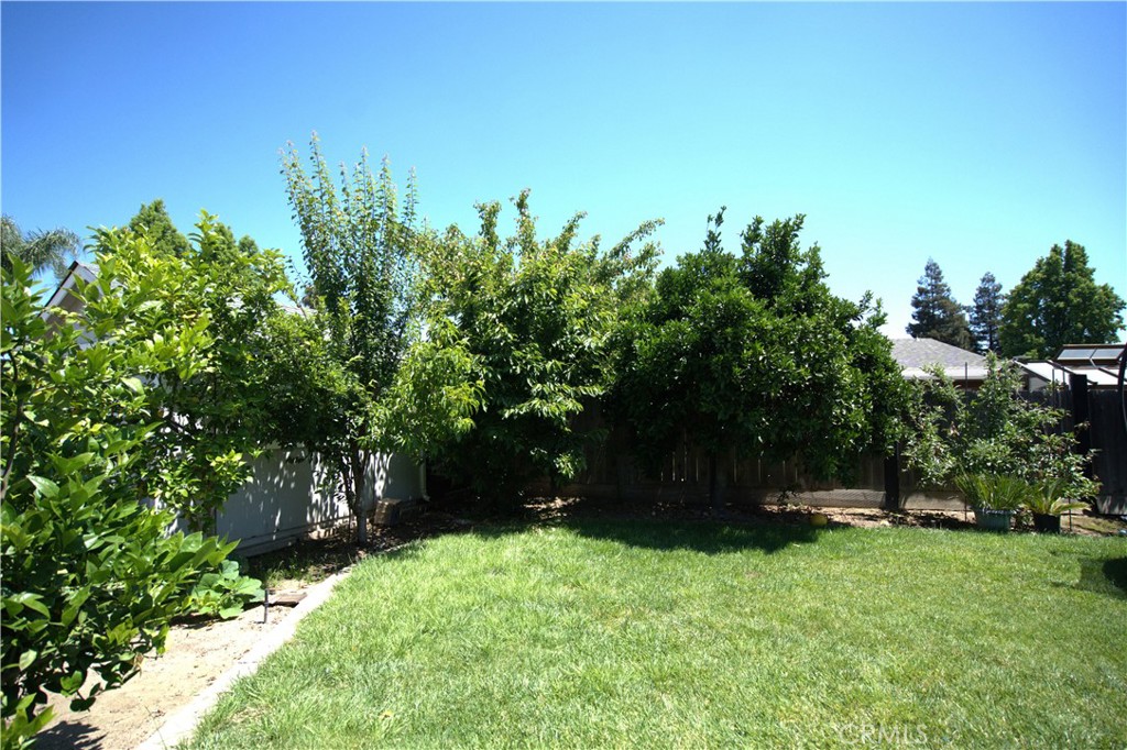 4100 Ahwahnee Ct, Modesto, CA 95356