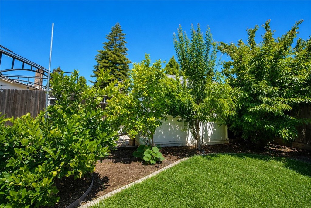 4100 Ahwahnee Ct, Modesto, CA 95356