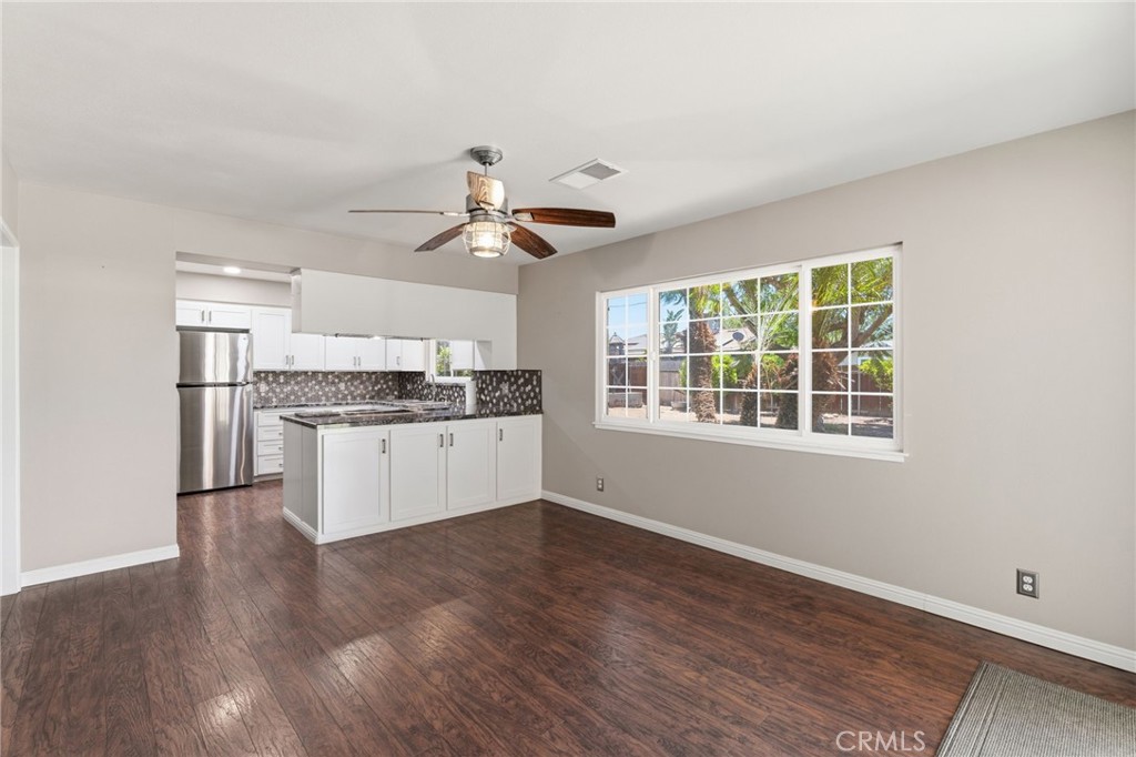 417 E Magnolia, Hanford, CA 93230