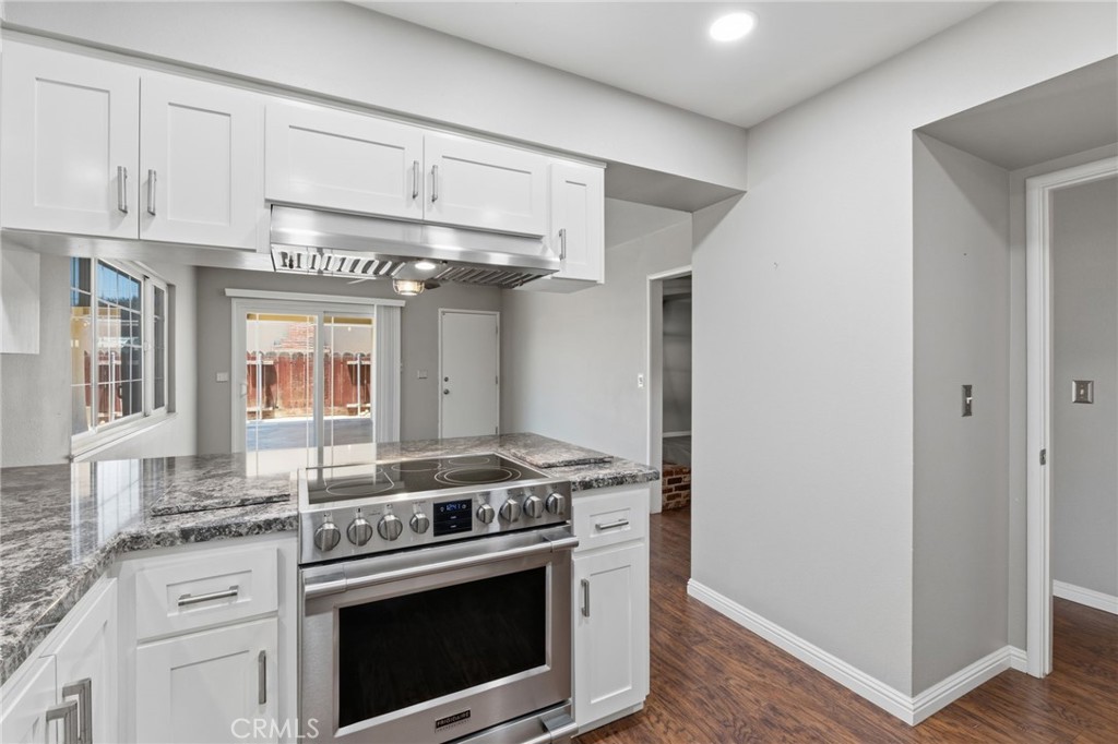 417 E Magnolia, Hanford, CA 93230
