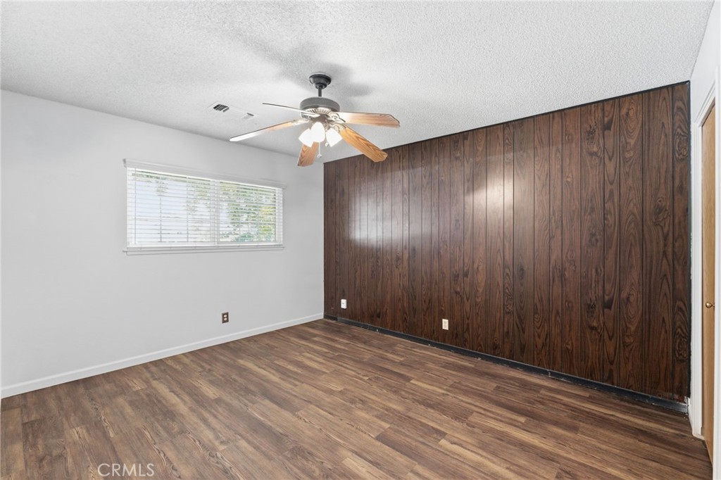 417 E Magnolia, Hanford, CA 93230