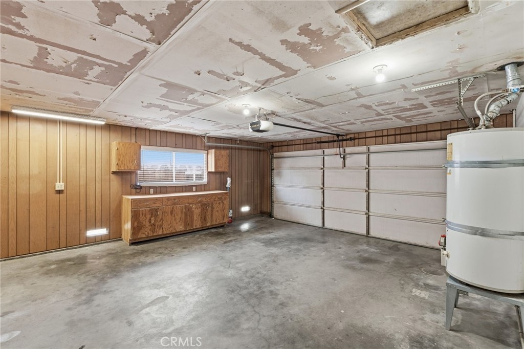 417 E Magnolia, Hanford, CA 93230