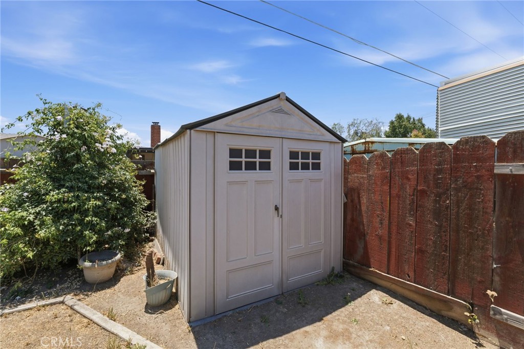 417 E Magnolia, Hanford, CA 93230