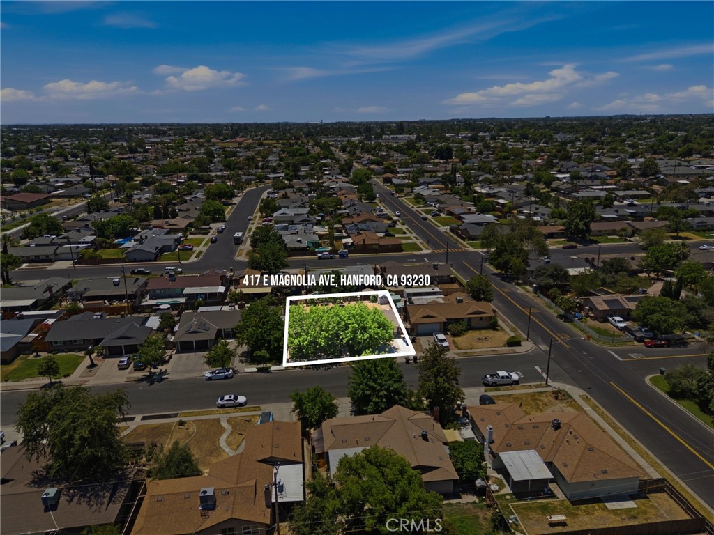 417 E Magnolia, Hanford, CA 93230