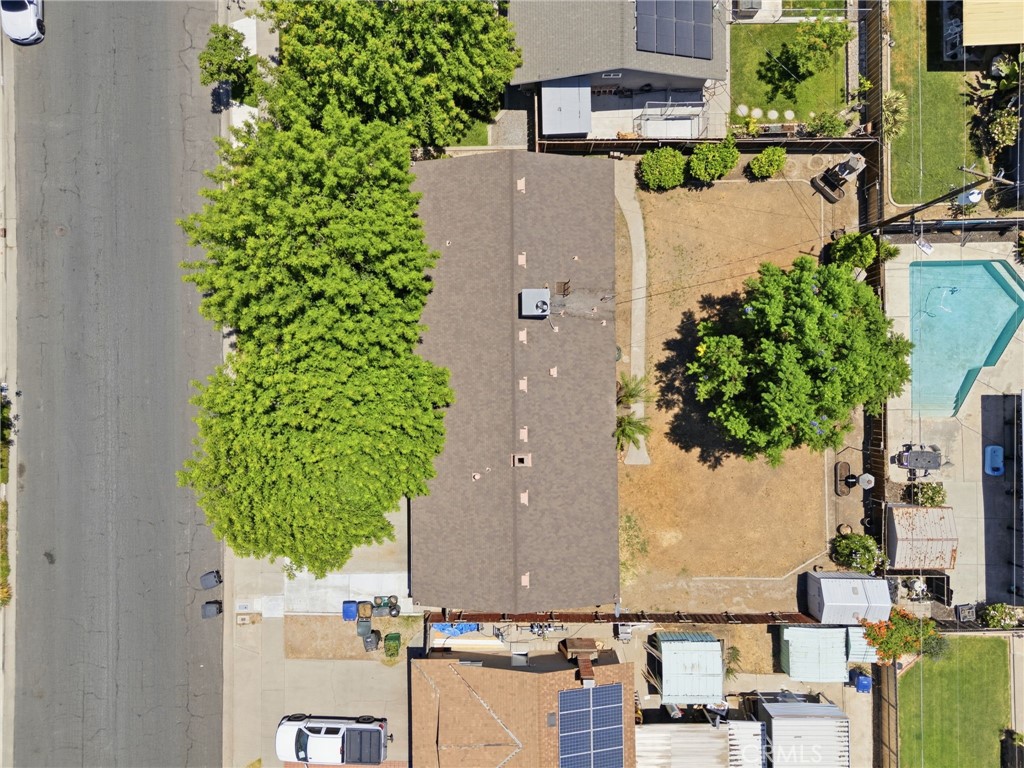 417 E Magnolia, Hanford, CA 93230