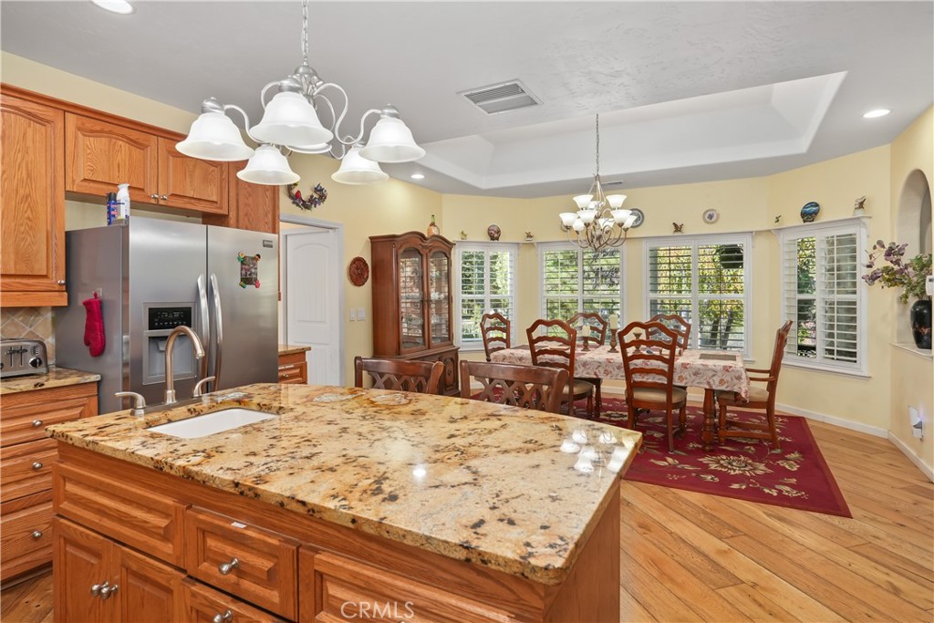 39367 Pine Ridge Road, Oakhurst, CA 93644