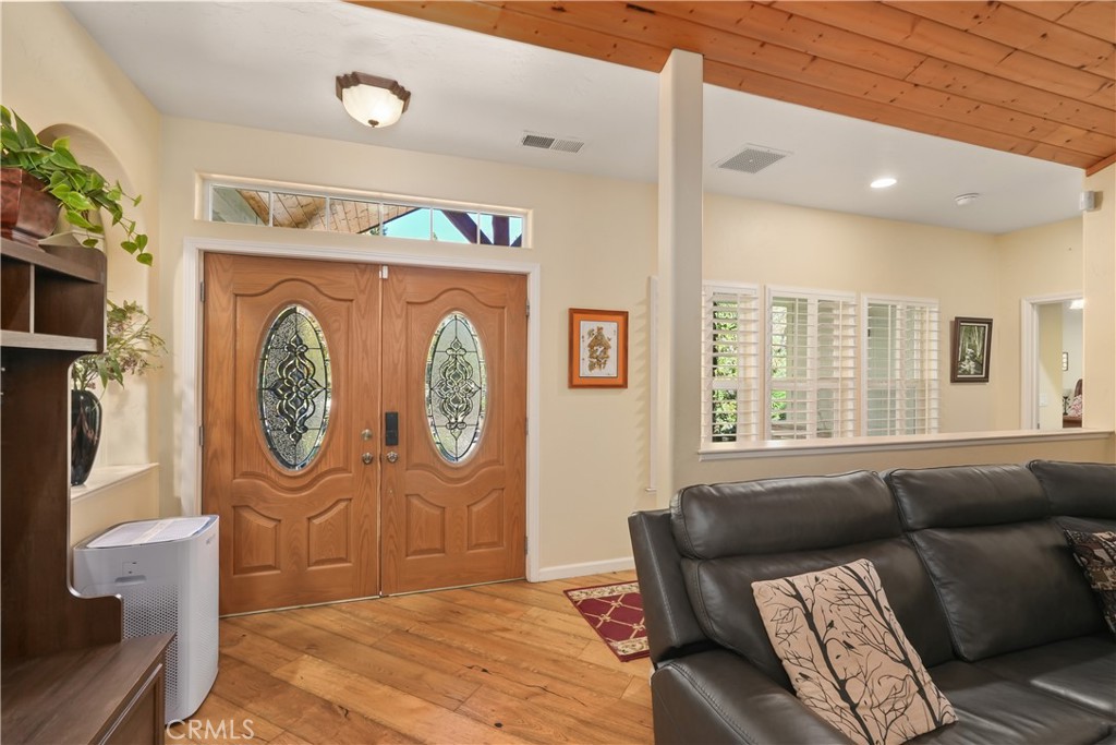 39367 Pine Ridge Road, Oakhurst, CA 93644