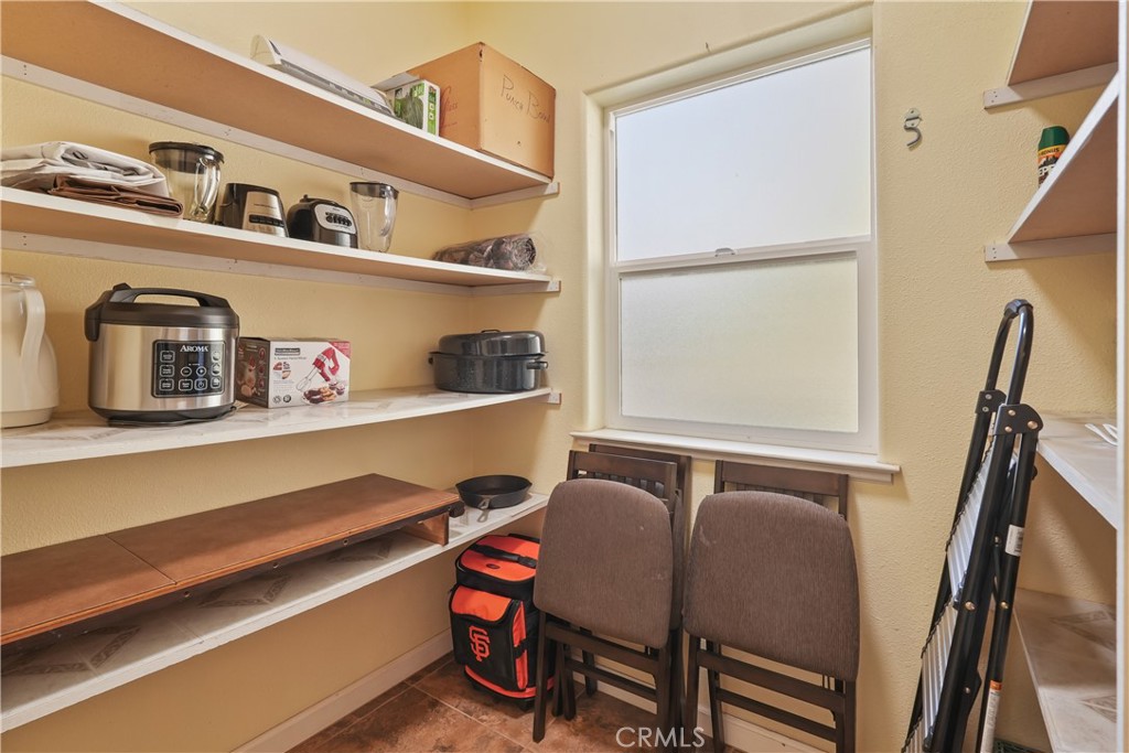 39367 Pine Ridge Road, Oakhurst, CA 93644