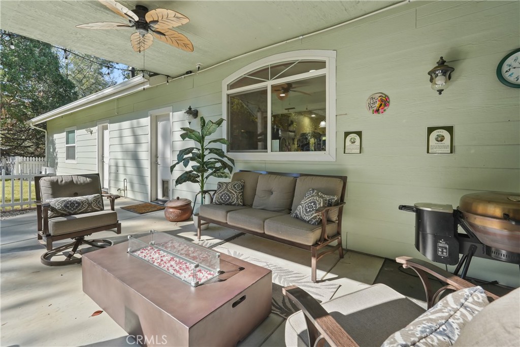 39367 Pine Ridge Road, Oakhurst, CA 93644