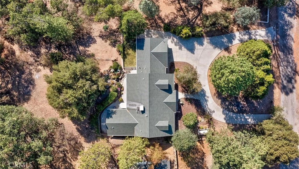 39367 Pine Ridge Road, Oakhurst, CA 93644