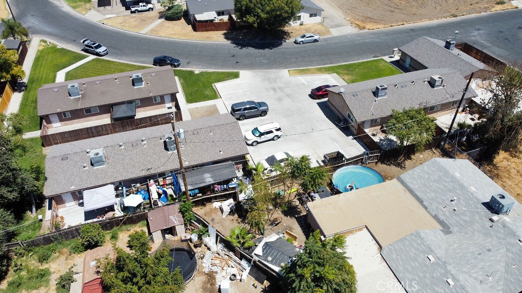 1763 Woodland Dr, Hanford, CA 93230
