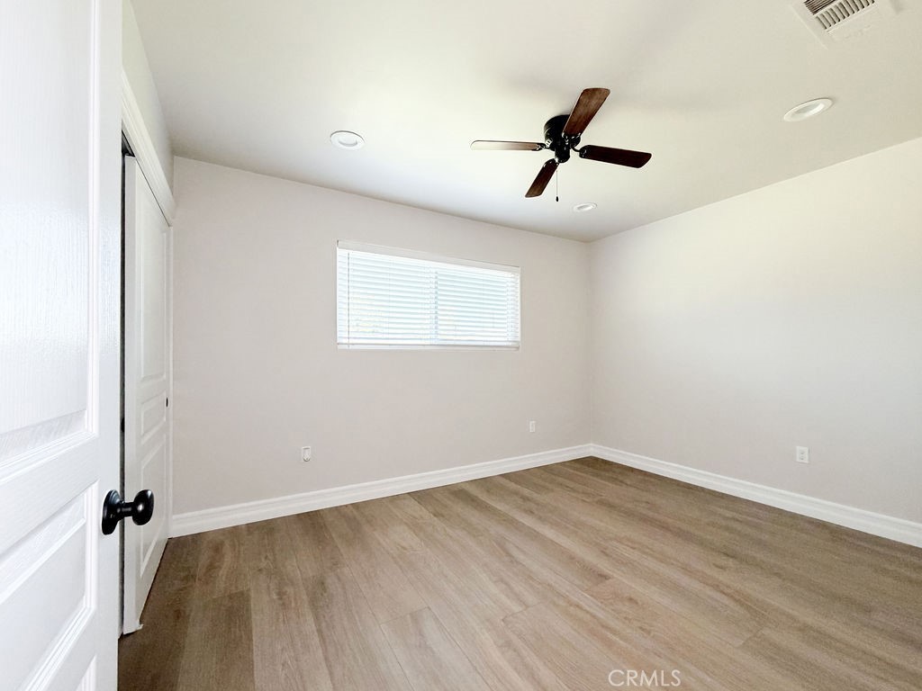 1763 Woodland Dr, Hanford, CA 93230