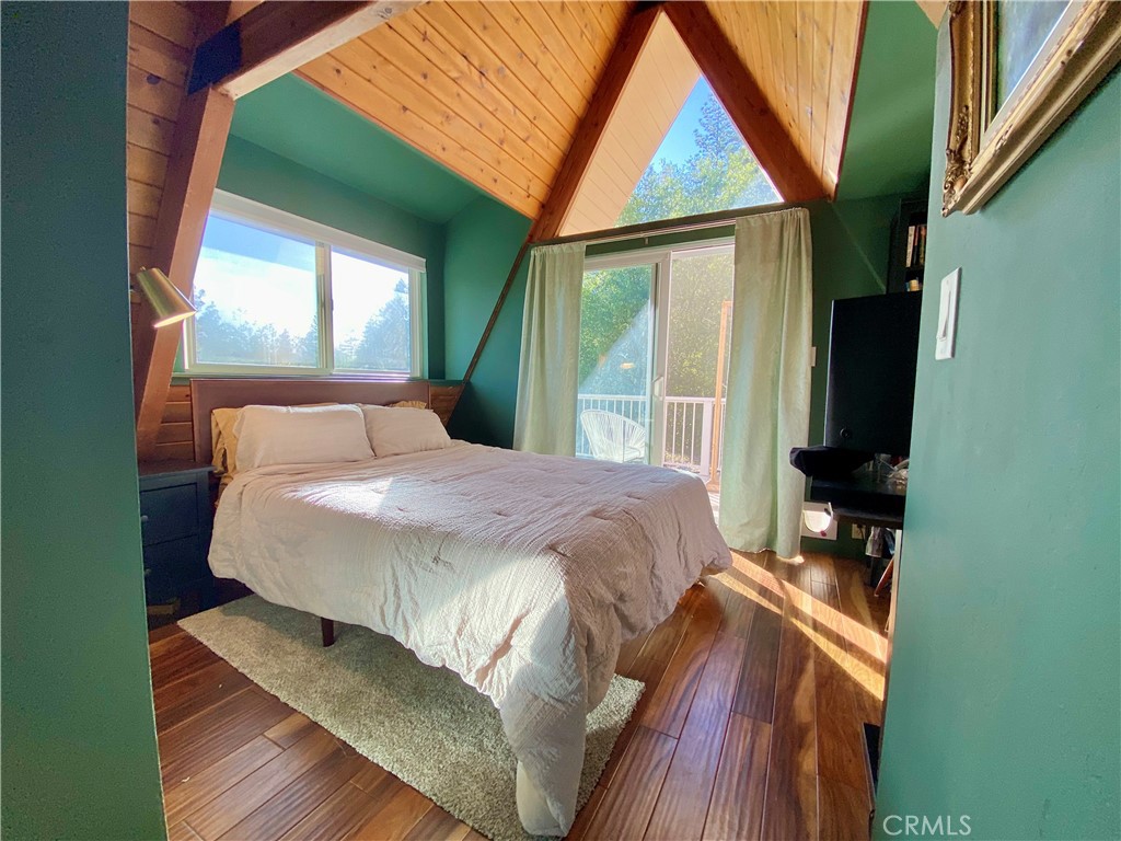 20892 McKinley Way, Groveland, CA 95321