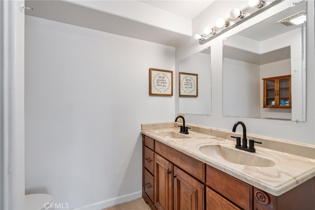 20892 McKinley Way, Groveland, CA 95321