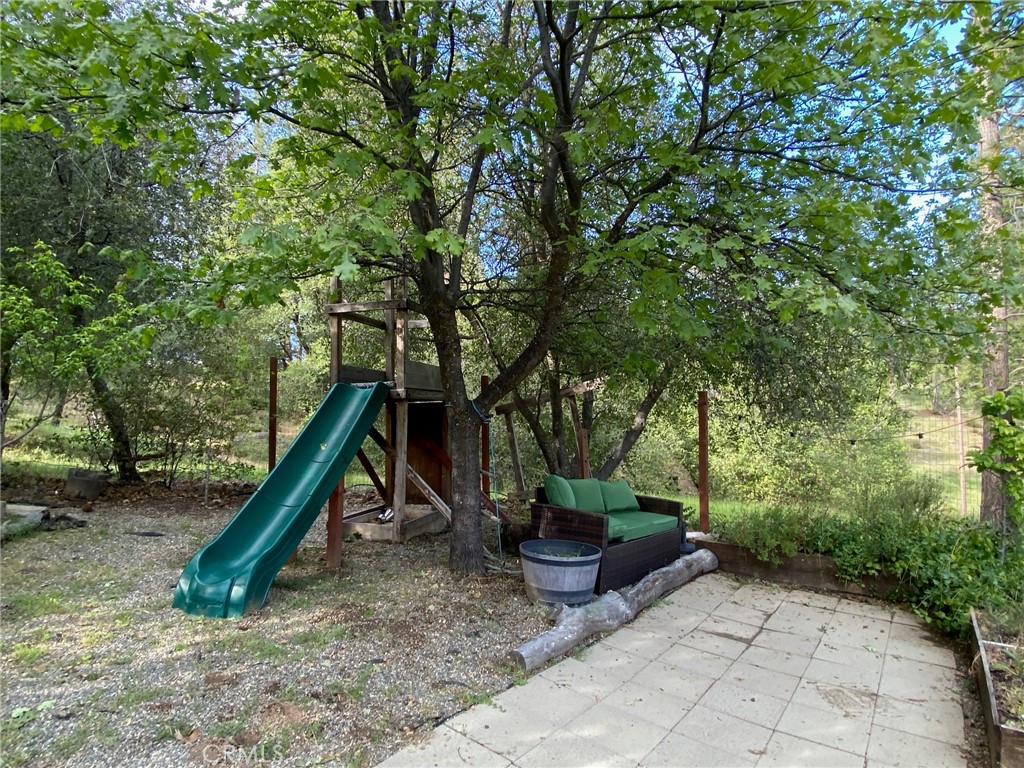 20892 McKinley Way, Groveland, CA 95321