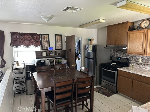 320 B, Lemoore, CA 93245