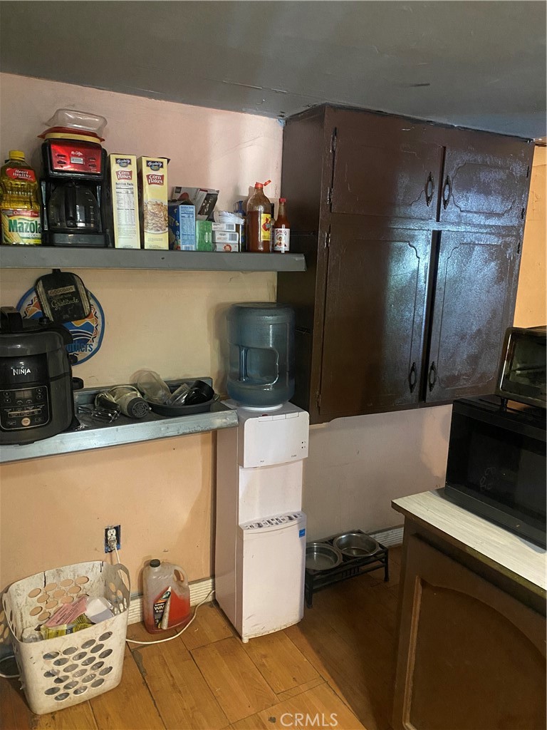 207 W River Ave, Porterville, CA 93257