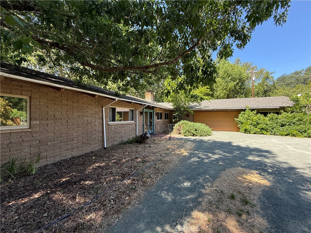 11955 Santa Lucia Rd, Atascadero, CA 93422