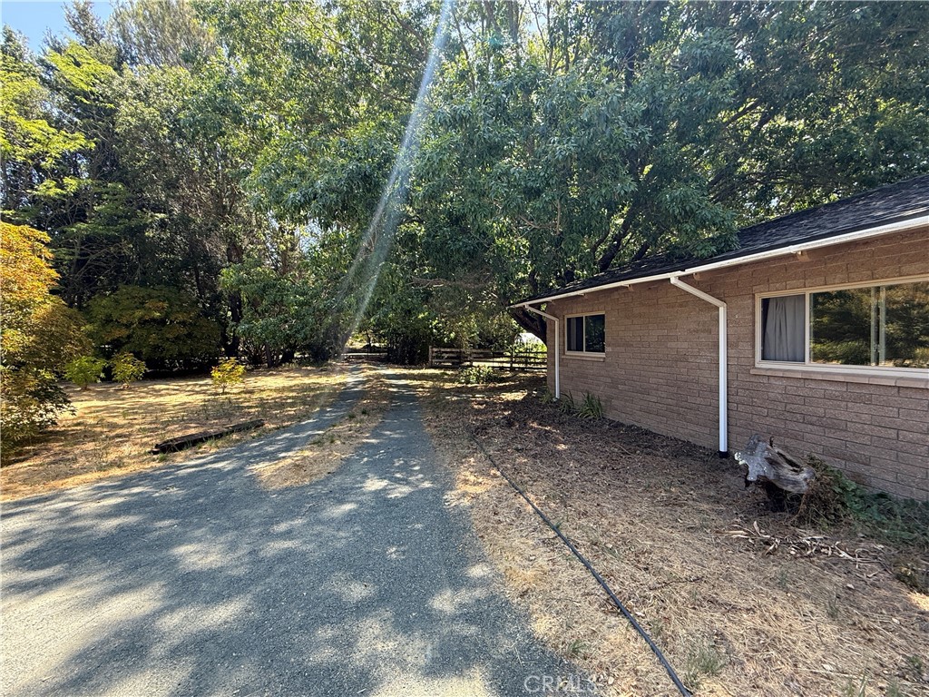 11955 Santa Lucia Rd, Atascadero, CA 93422