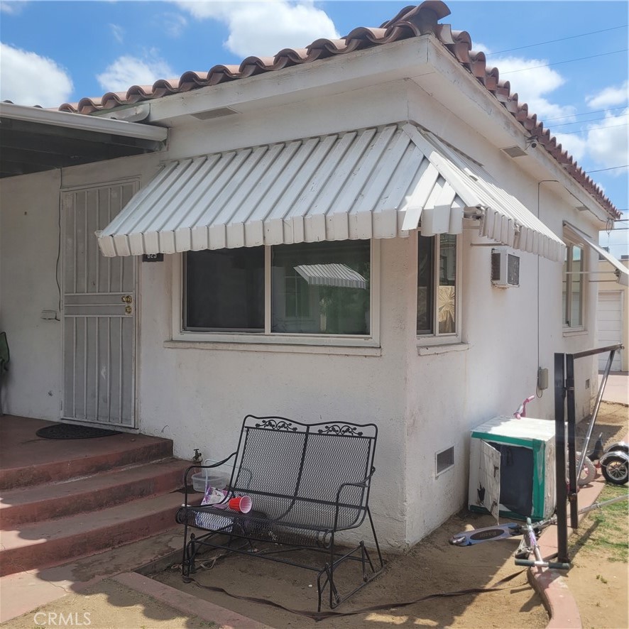 623 W Hedges Ave, Fresno, CA 93728