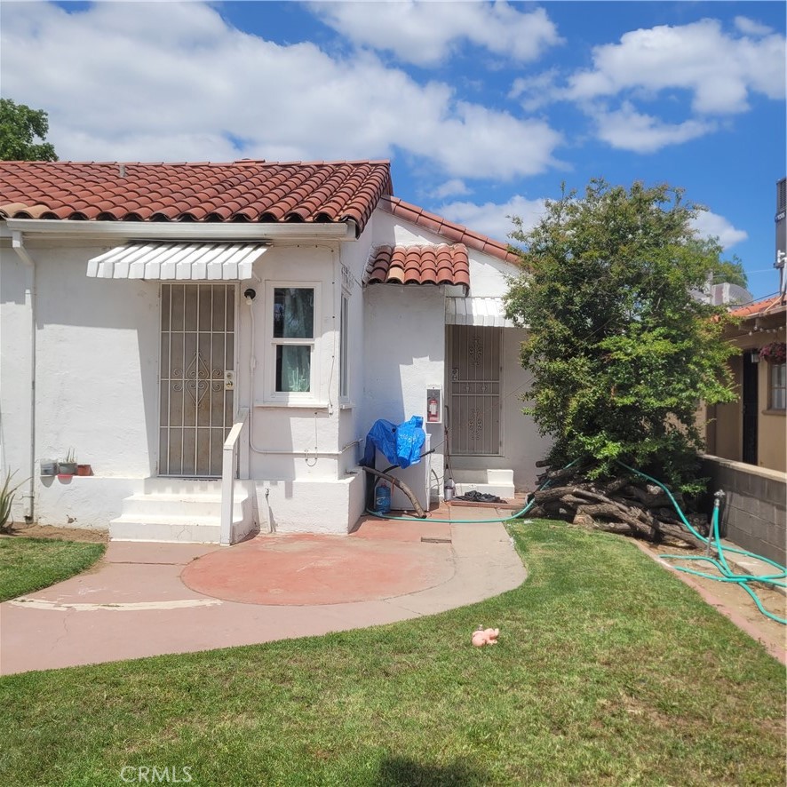 623 W Hedges Ave, Fresno, CA 93728