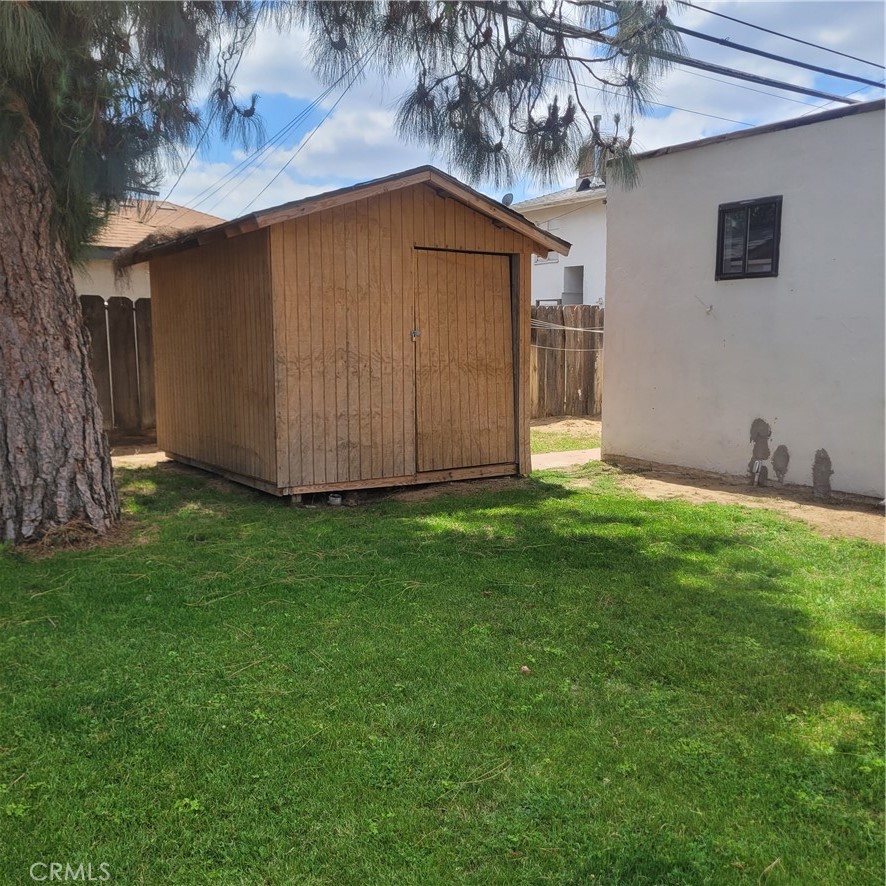 623 W Hedges Ave, Fresno, CA 93728