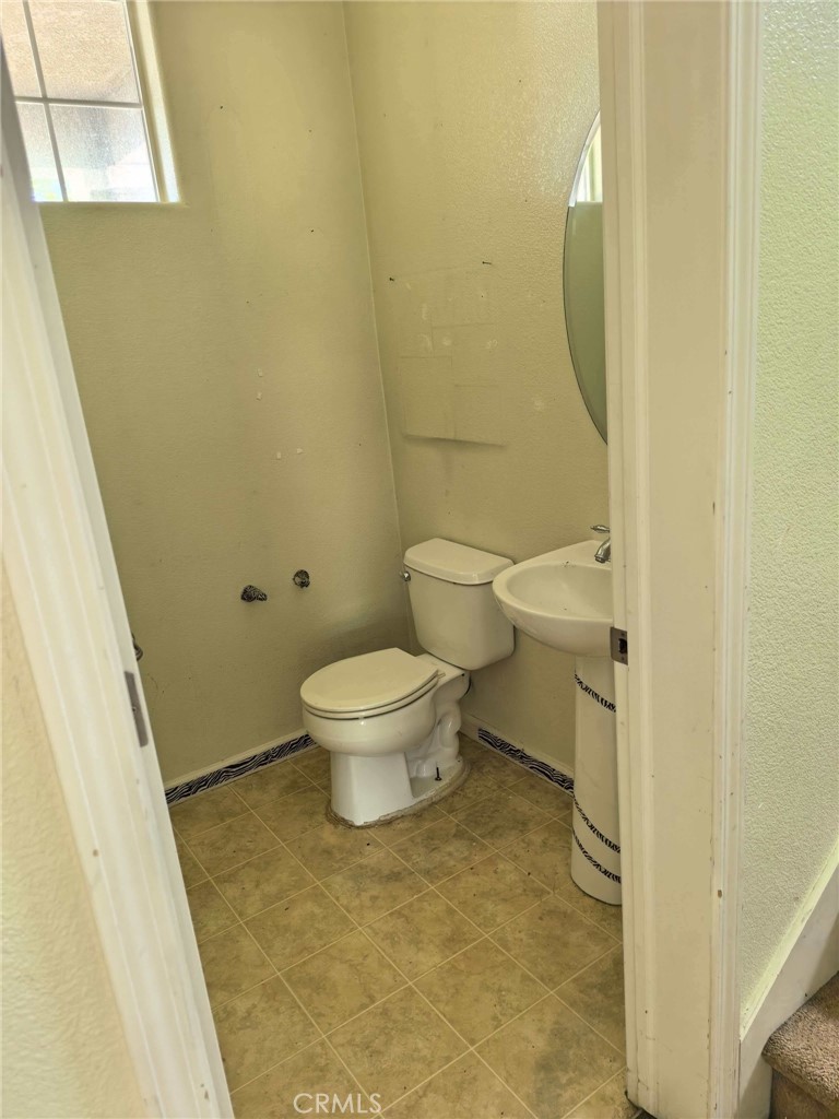 6633 Meadowlark, Winton, CA 95388