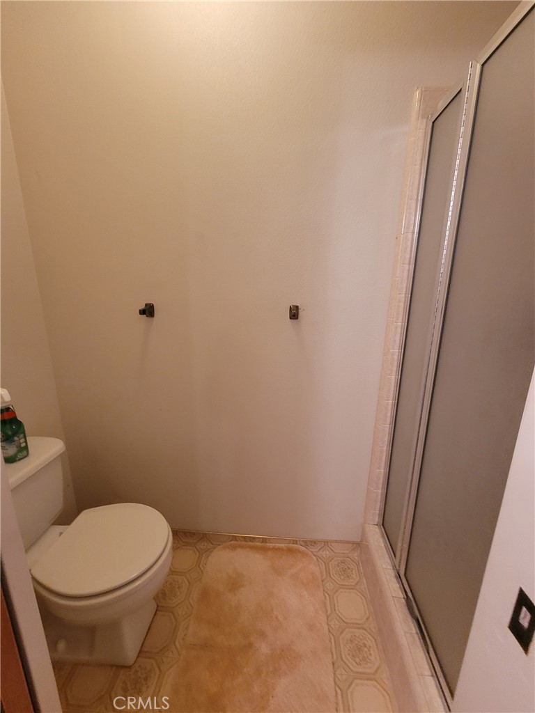 6009 Elwood Rd, Sanger, CA 93657