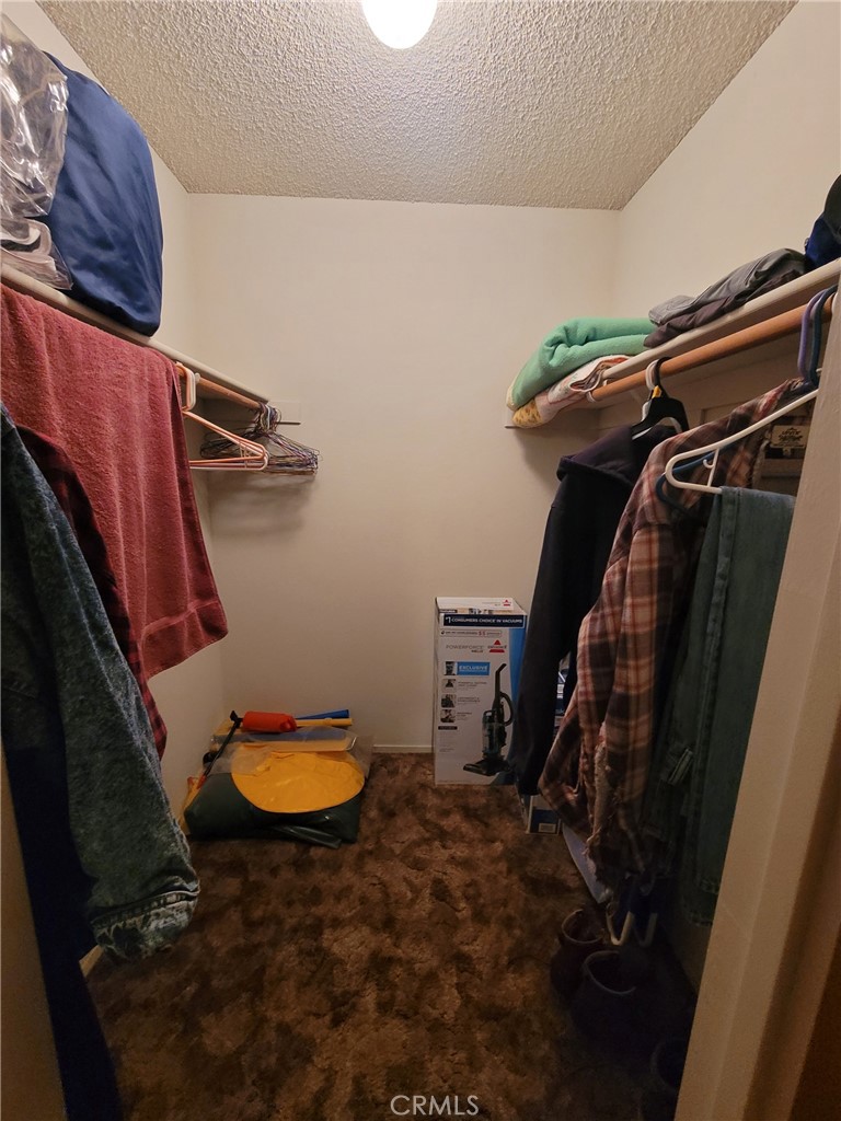 6009 Elwood Rd, Sanger, CA 93657