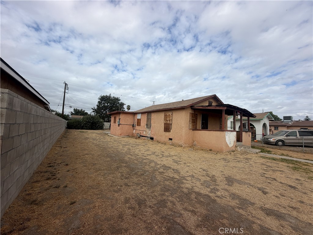 423 Dover, Delano, CA 93215