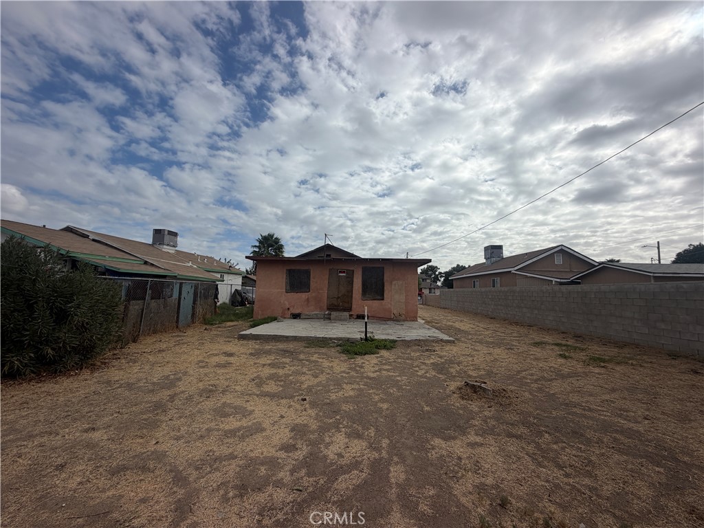 423 Dover, Delano, CA 93215