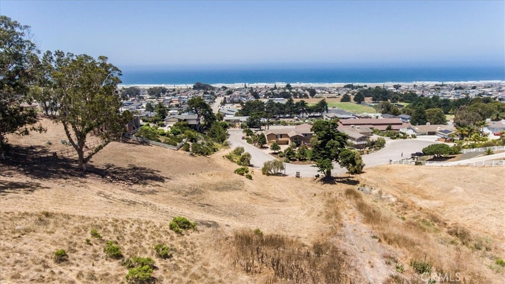 650 Sequoia Ct, Morro Bay, CA 93442